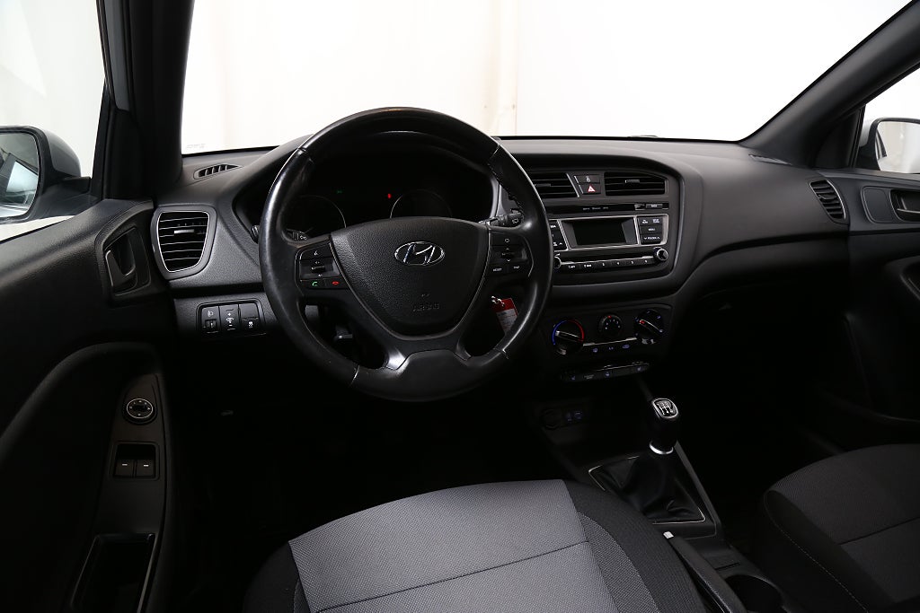 Hyundai i20 1,2 Move! 5D Bluetooth Dragkrok 2018