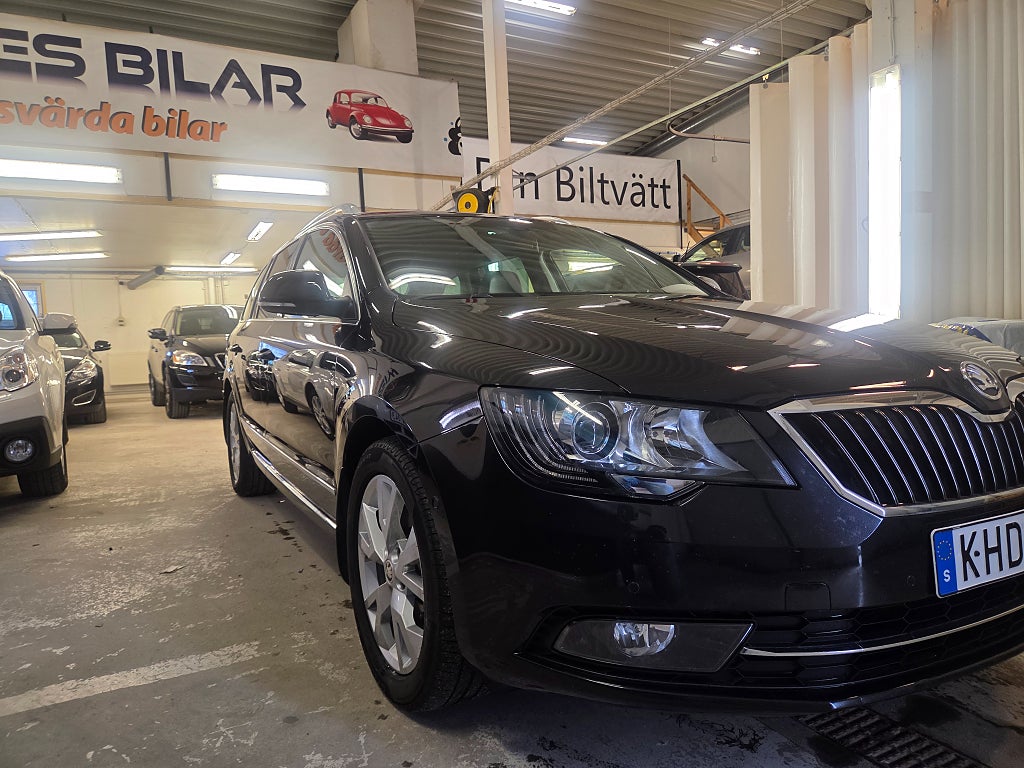 Skoda Superb Kombi 2.0 TDI 4x4 Elegance Euro 5