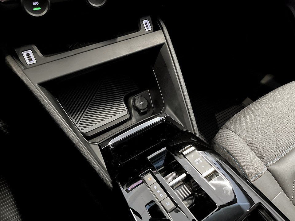 Bild på Citroën C4 Shine 1.2 PT 130hk Aut - B-KAMERA,HUD,NAV