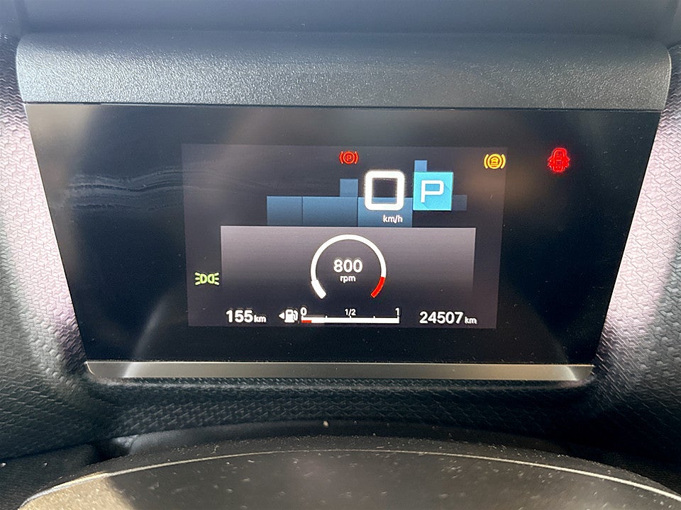 Bild på Citroën C4-X Shine 1.2 PT 130hk Aut B-KAMERA CARPLAY