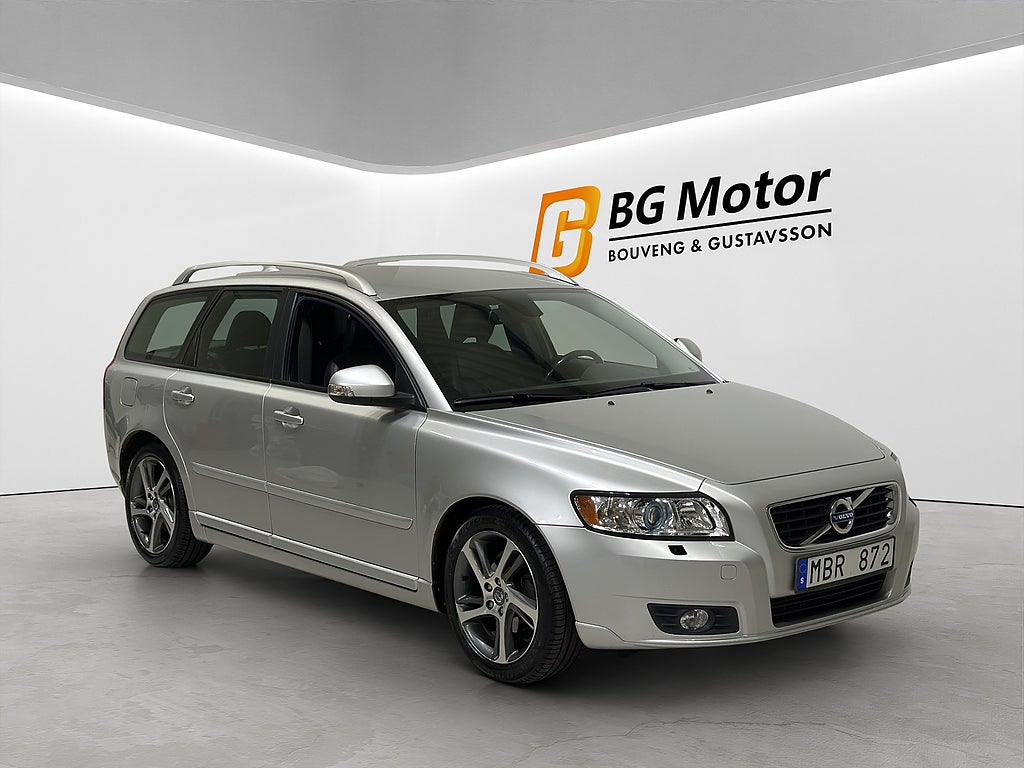 Volvo V50 D2 115hk Momentum Värmare/PDC/Skinn