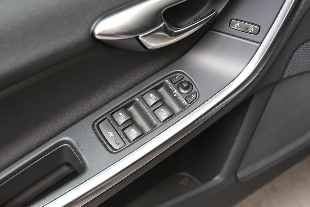 Volvo V60 D2 S/S Momentum 115hk Motorvärmare 2014