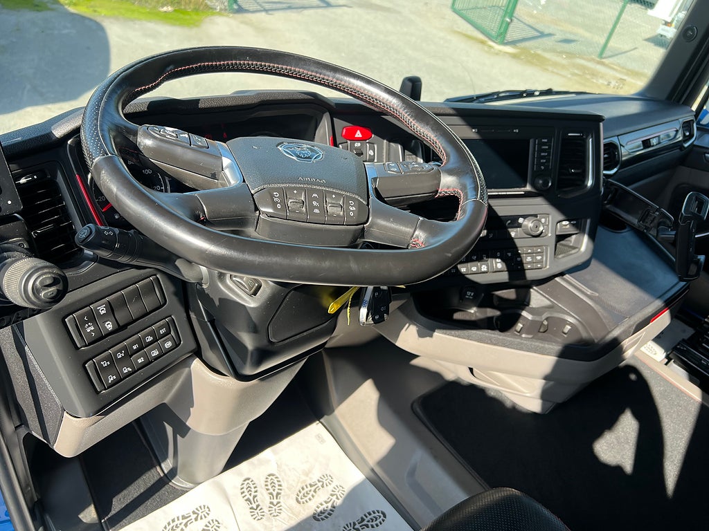 Scania R660 V8 6x2*4 Lastväxlare, ADR, Liftdumper, Euro 6