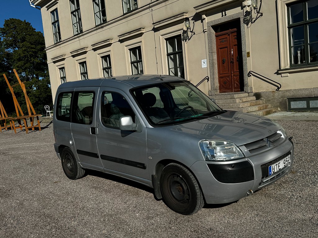 Citroën Berlingo Multispace 1.6 Nybesiktad