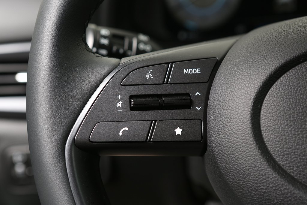 Hyundai Bayon Essential 1.2 MPi | Manuell | Moms | Låga mil 2025