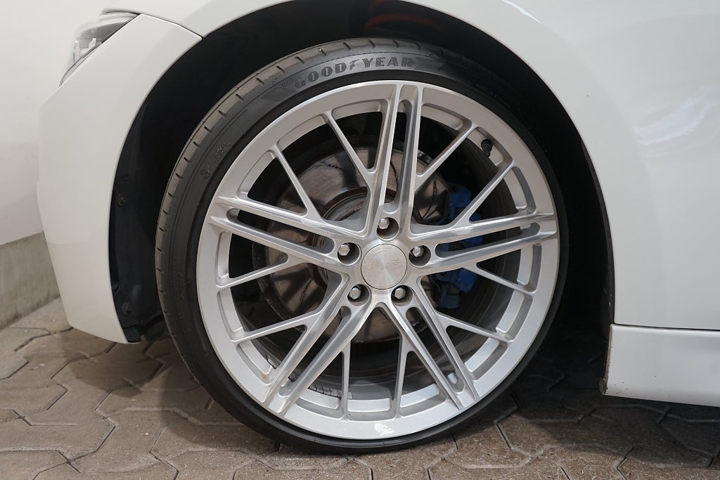 BMW 330i Touring Steptronic M Sport 252hk