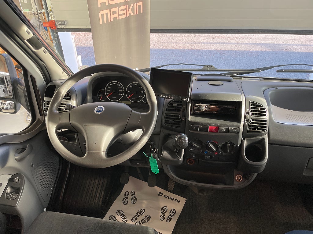 Knaus Sun TI 650 /Dubbla batterier/Fint skick/Kamera/Stödben/4 bältad - Knaus