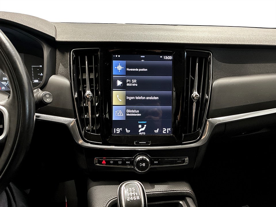Bild på Volvo V90 Business D3 150hk DRAG BACKSENSORER NAVI