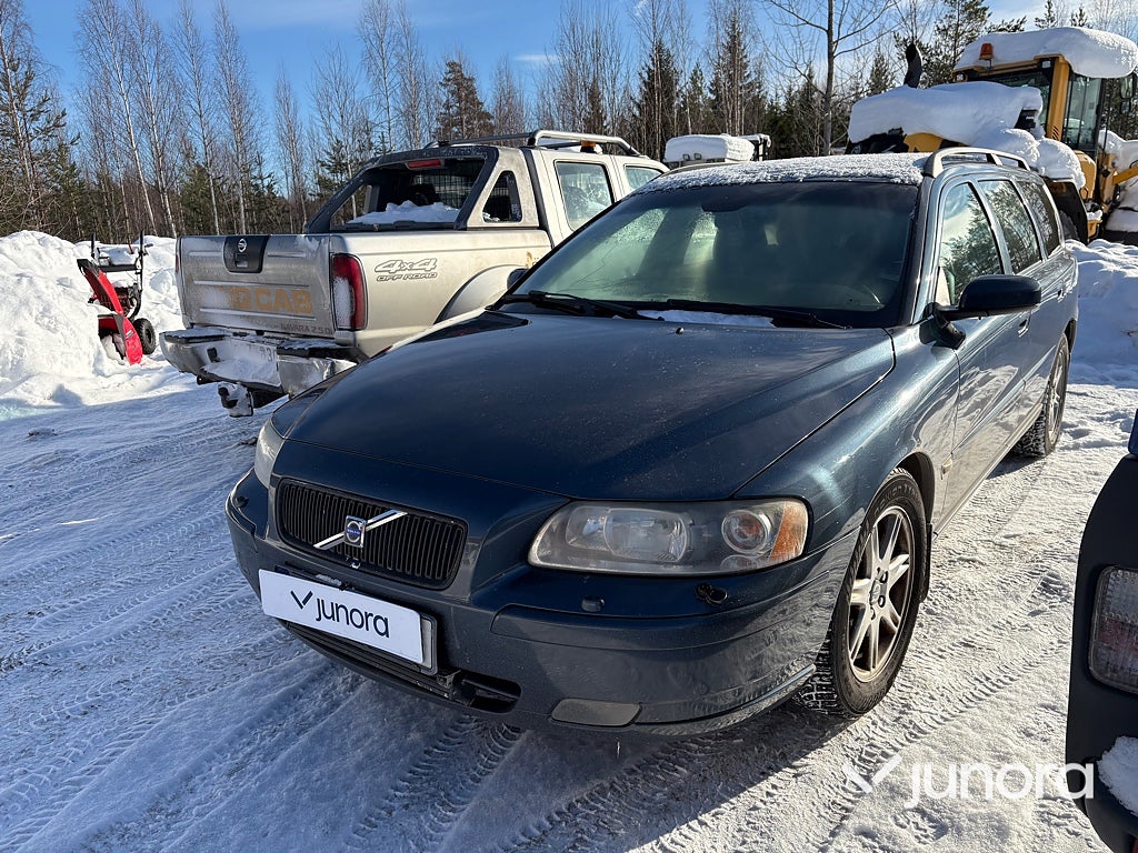 Volvo V70 2.5T Momentum Euro 4
