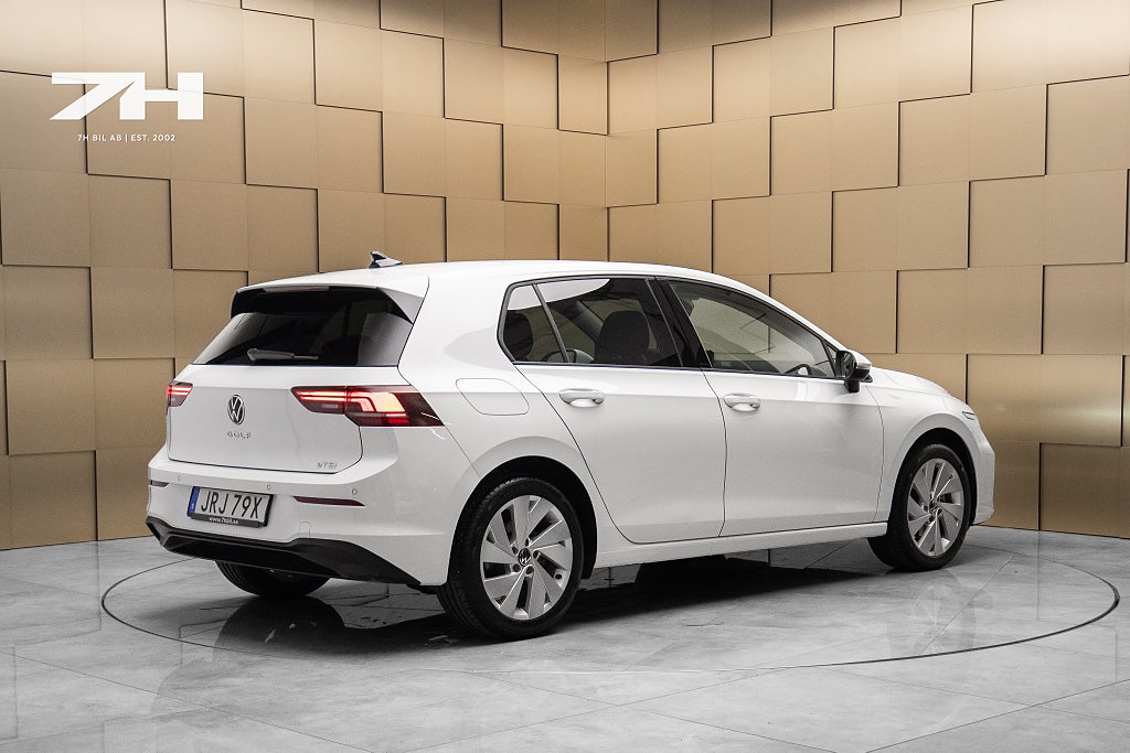 Volkswagen Golf 1.5 eTSI 150hk Life / DSG / Kamera / Farthållare