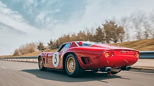 Bizzarrini 5300 GT Revival Corsa har en 5,3-liters V8-motor: Foto Bizzarrini 
