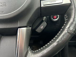 Subaru Forester 2.0 4WD Sov-däck/Drag/Kamera/Pano/Skinn/Kedja/P-sens