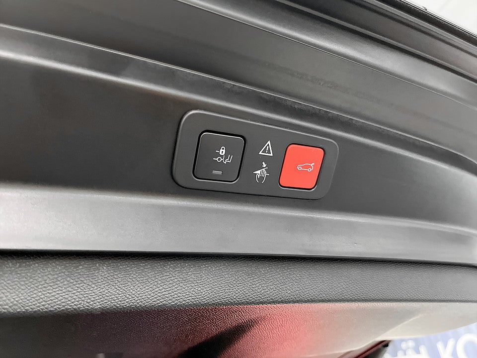 Bild på Peugeot 5008 GT 1.2 PT 130hk 7-SITS B-KAMERA CARPLAY