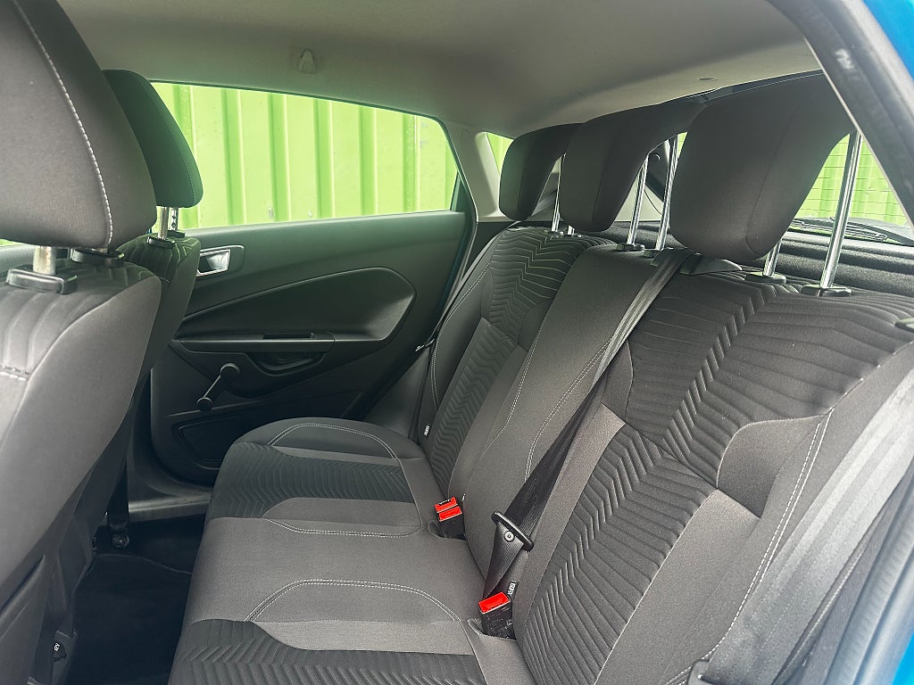 Ford Fiesta 5-dörrar 1.25 Titanium 12 MÅNADERS GARANTI