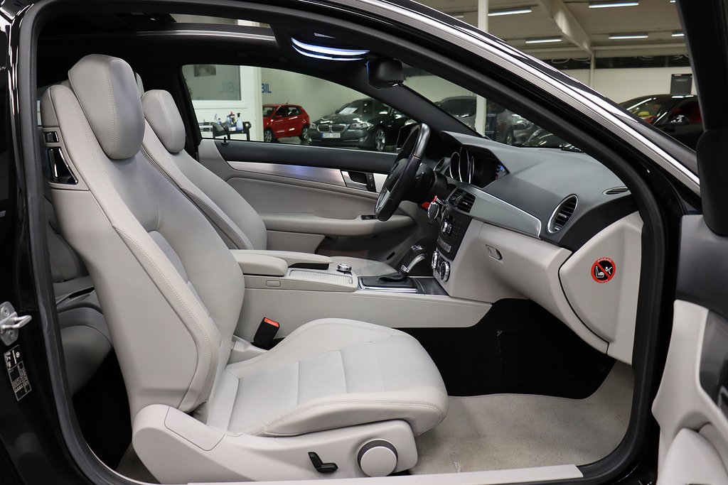 Mercedes-Benz C 220 CDI Coupé BlueEFFICIENCY 7G-Tronic Plus, 170hp, 2012