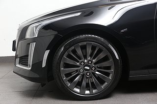 Sedan Cadillac CTS 4 av 23