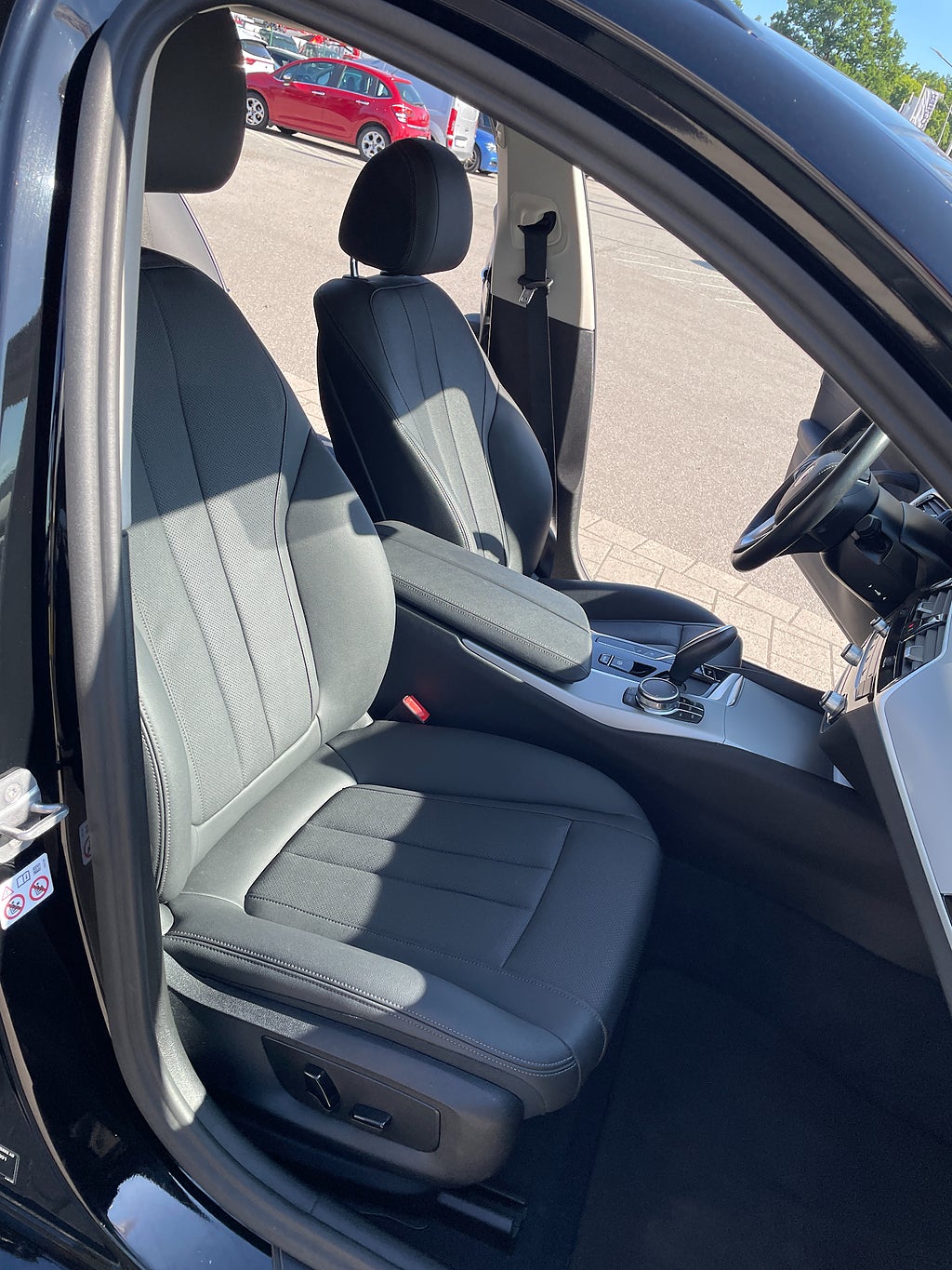 BMW 530e Touring 292 hk G31 LCI ENDAST 3.785 mil SKINN
