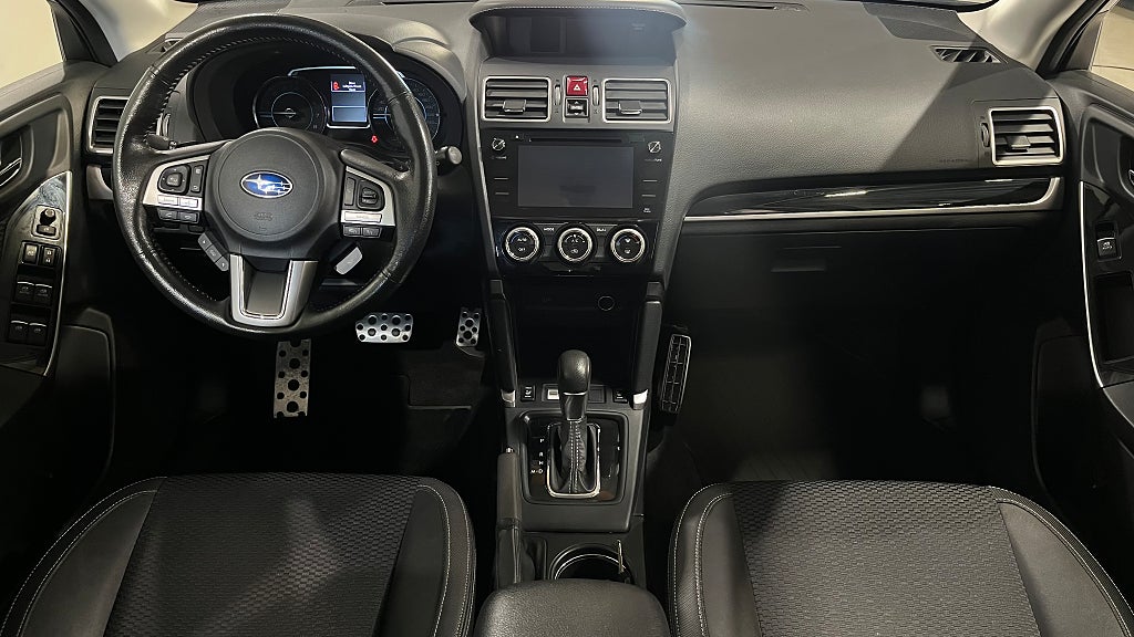 Subaru Forester XT 241hk 4WD Automat | Drag, V-hjul, M-värm, X-ljus