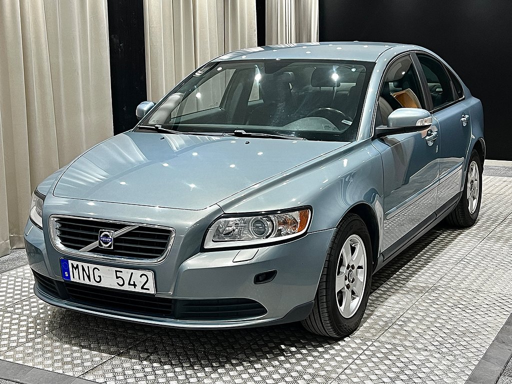 Volvo S40 1.8 125hk Kinetic Farthållare Nybesiktad Nyservad 