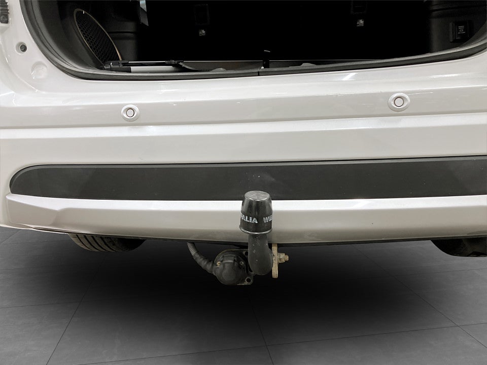 Bild på Mitsubishi Outlander Business PHEV 203hk Aut 4WD DRAG B-KAMERA ELSTOL