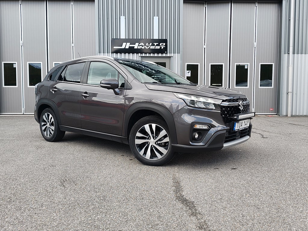 Suzuki S-Cross 1,5 115hk HYBRID AllGrip 4x4 AUT Svensksåld Panorama