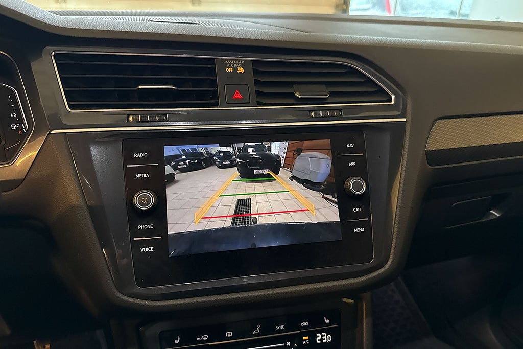 Volkswagen Tiguan Allspace 7-sätes 2.0TDI 4Motion R-Line Drag Värmare Kam miniatyr 10