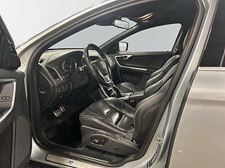 Volvo XC60 D4 AWD Automat R-Design Kamrem Bytt/Kamera/Drag/S&VDäck – bild 7