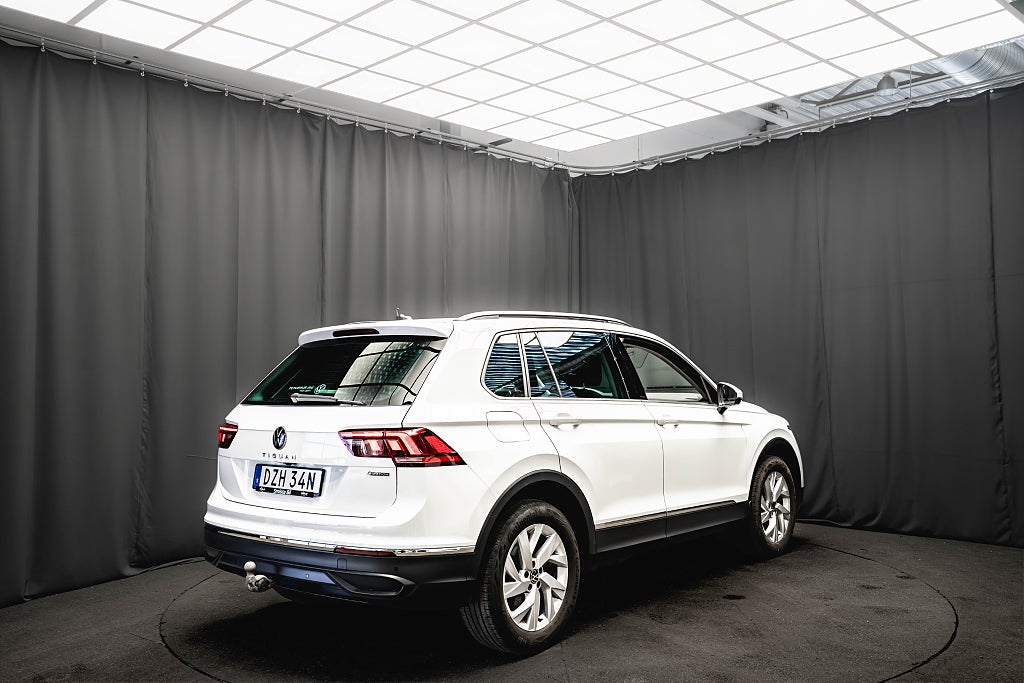 Volkswagen Tiguan TDI 4Motion D-VÄRMARE DRAG 360° COCKPIT MOMS