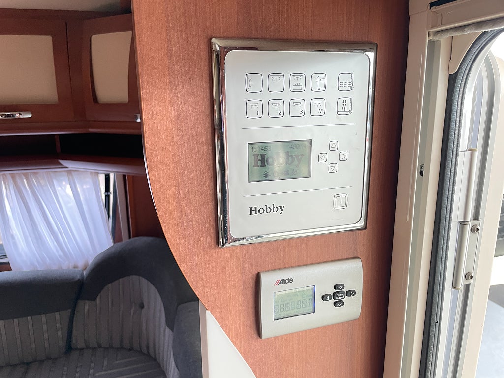 Hobby 780 WLU Nordic Edition /ALDE/Mover/AC/Markis med sidor/Solcell/L - Hobby