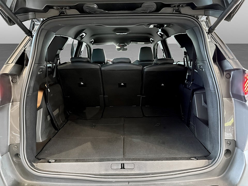 Bild på Peugeot 5008 GT 1.2 PT 130hk Aut 7-SITS B-KAMERA CARPLAY