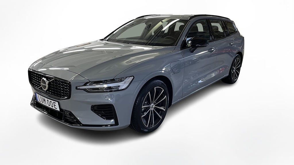 Volvo V60 T6 Plus Dark Nordic Edition