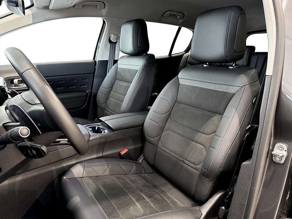 Bild på Citroën C5 Aircross Shine 1.2 PT 130hk Aut EL-BAKLUCKA ELSTOL