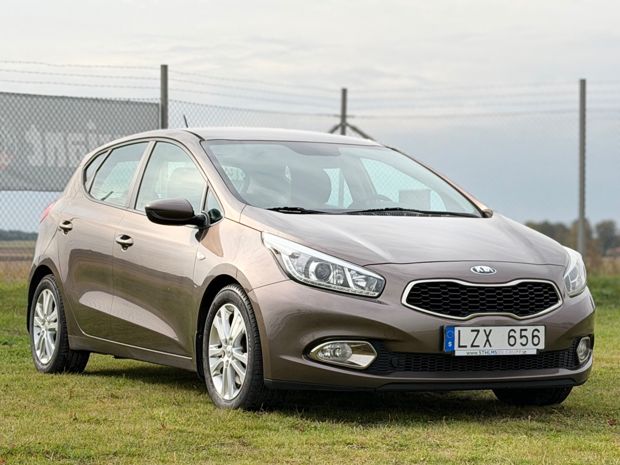 Kia Ceed cee'd 1.4 CVVT 1 års garanti 2014, bild 4/10