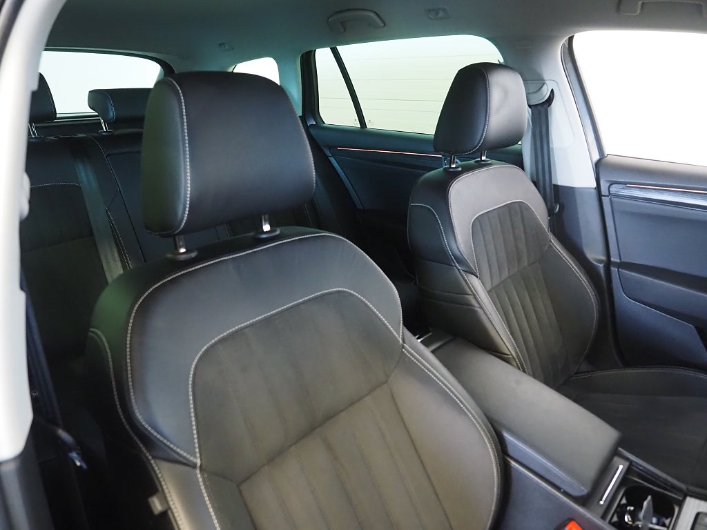 Skoda Superb iV 1.4 TSI iV 218hk Style | Drag | Värmare | Cockpit | 2023