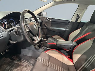 Skoda Rapid Spaceback 1.2 TSI Monte Carlo Drag Mvärm Pano GPS SoV – bild 7