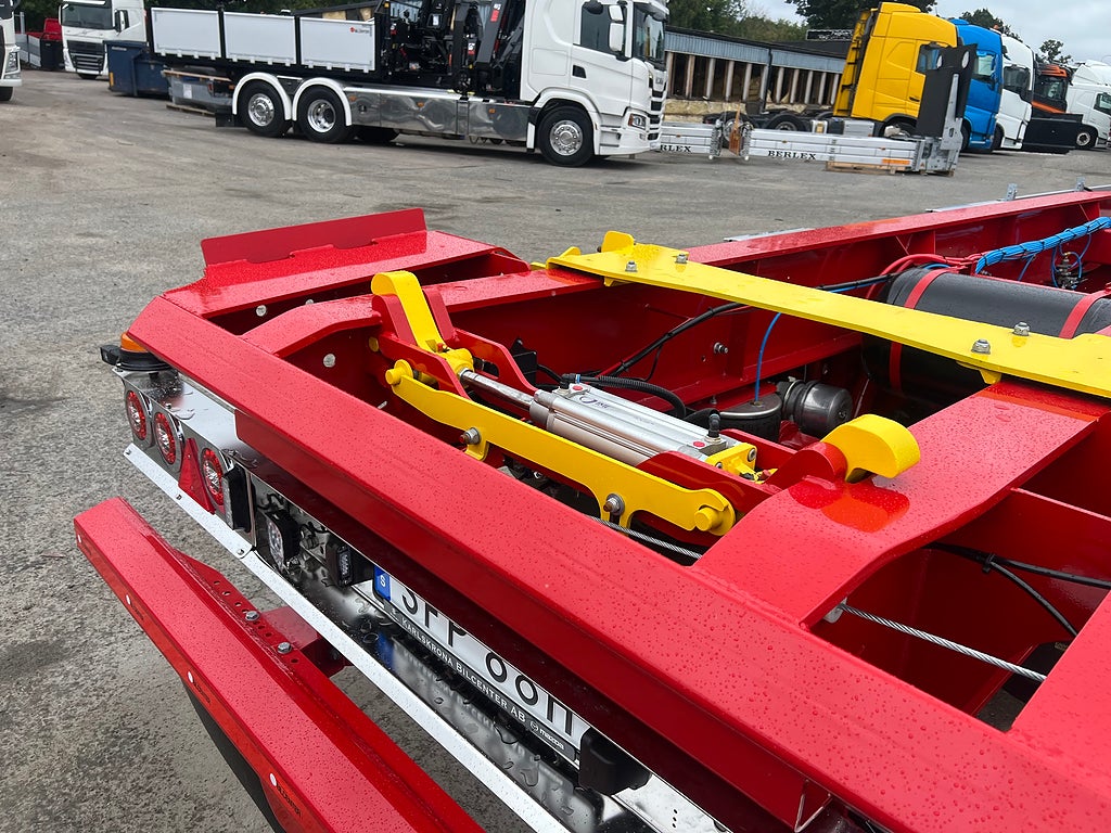 Övriga Bilcenter's 4 Axlade lastväxlarvagn med glider