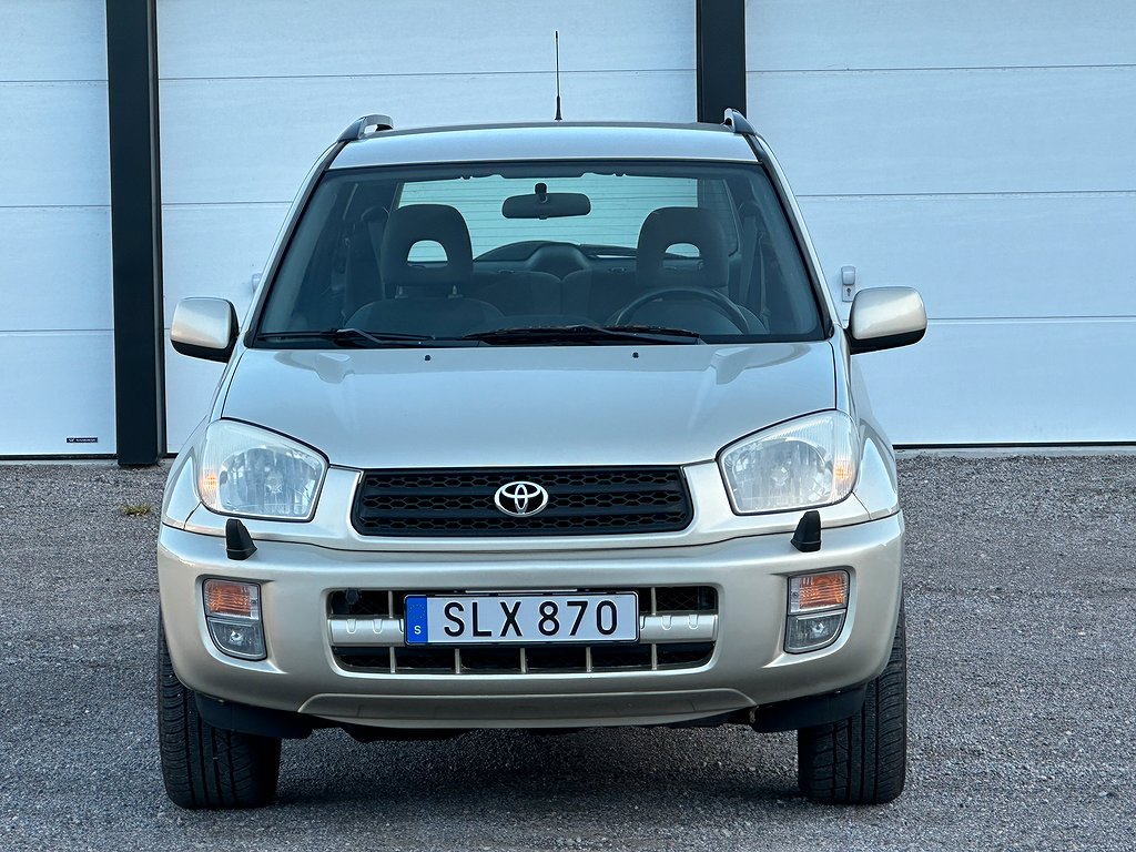 Toyota RAV4 3-dörrar 1.8 VVT-i Välskött Nybesiktigad servad