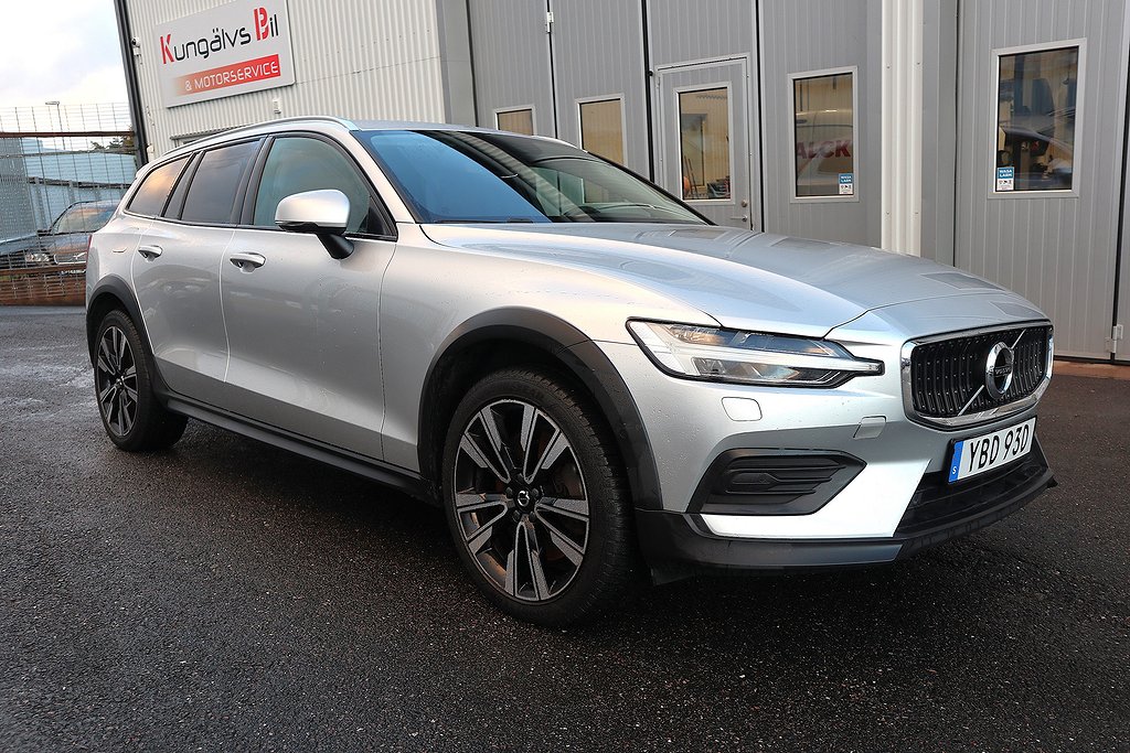 Volvo V60 Cross Country B4 AWD Geartronic, Drag, Leasebar