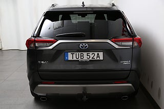 SUV Toyota RAV4 8 av 28