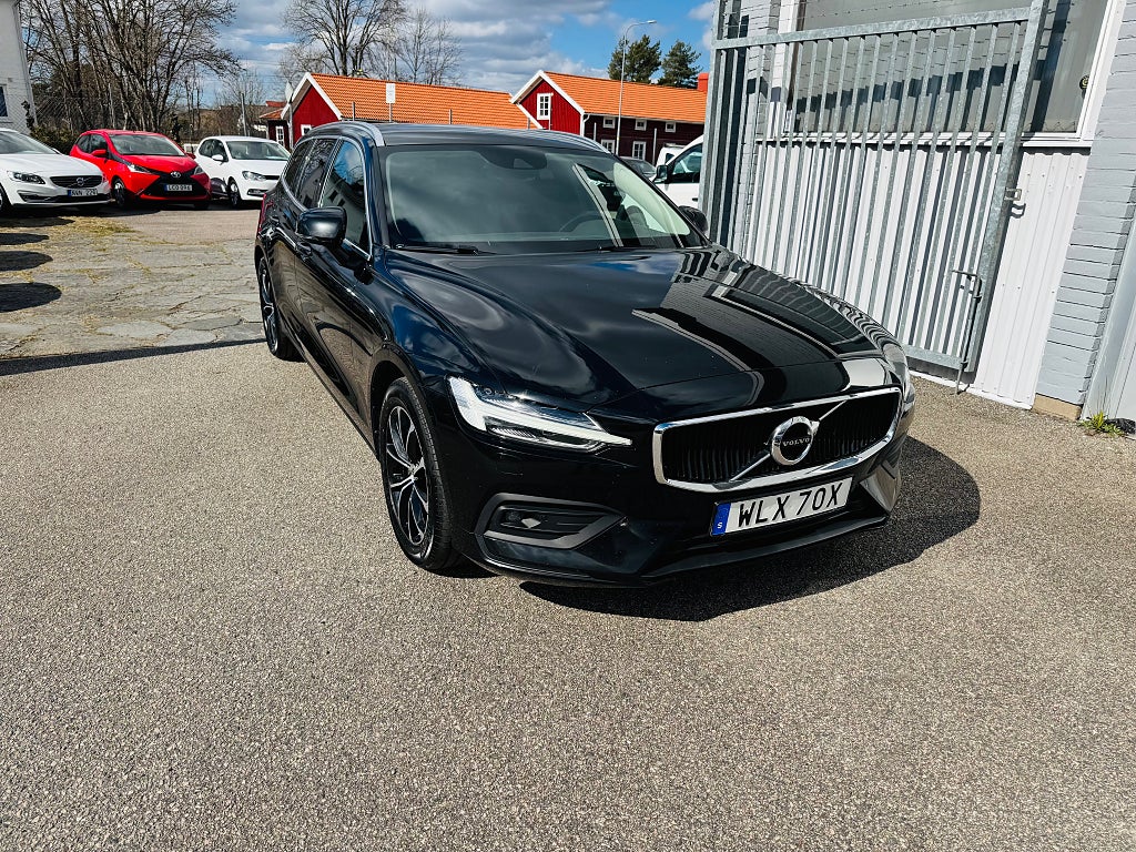 Volvo V60 B4 197HK AUT MOMENTUM / PILOT / DRAG / VÄRMARE 
