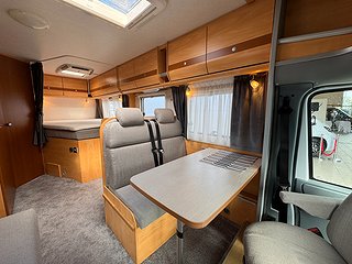 Husbil-halvintegrerad Sunlight T63 6 av 20