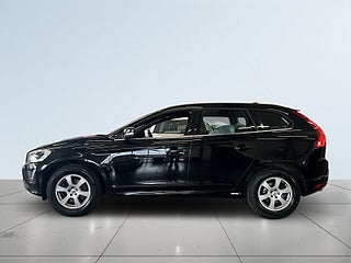 Volvo XC60 D4 AWD S&V-hjul/Drag/Värmare/BLIS/Rattvärme/Adaptiv – bild 4
