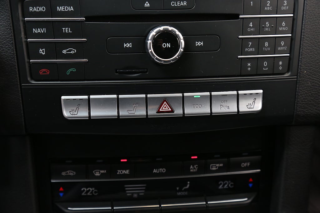 Mercedes-Benz E 220 T BlueTEC 9G-Tronic AMG Sport Avantgarde Drag