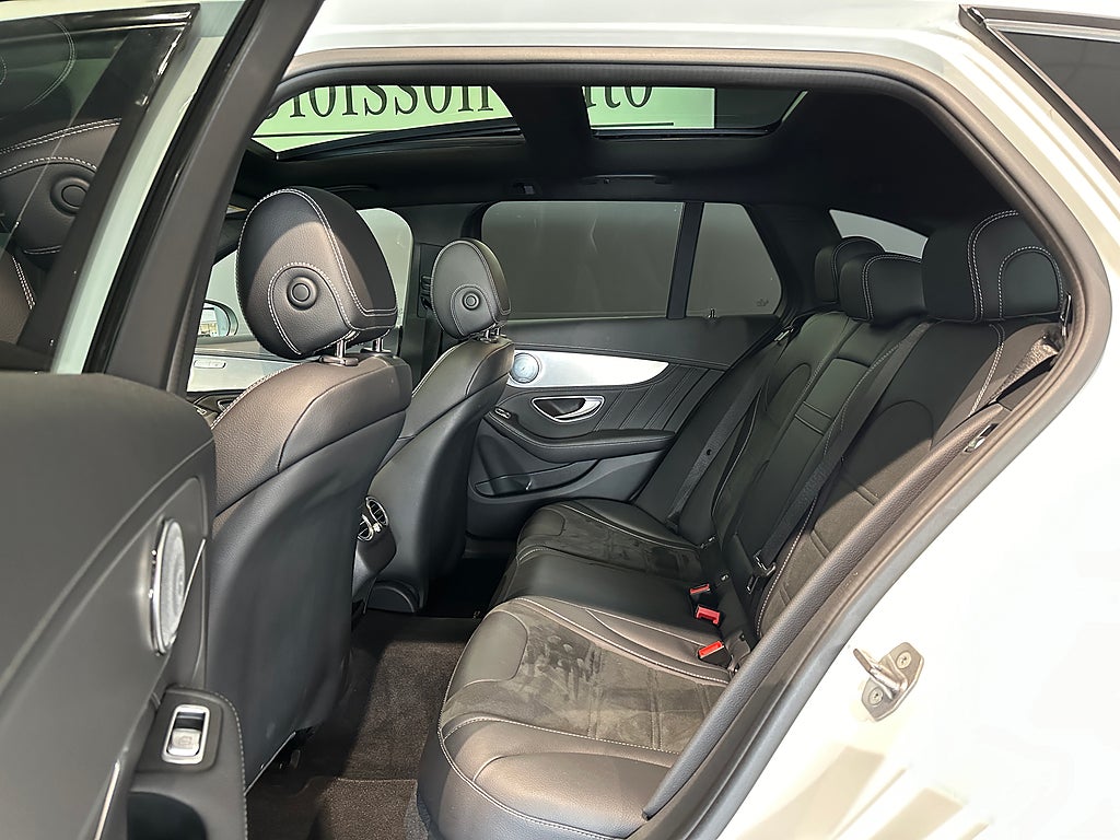 Mercedes-Benz C 63 AMG Panorama Burmester 600hk - bild 6