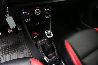 Halvkombi Kia Picanto 22 av 24