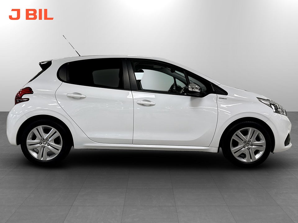 Bild på Peugeot 208 Style 5D 1.2 PT 82hk PANO BACKSENSORER