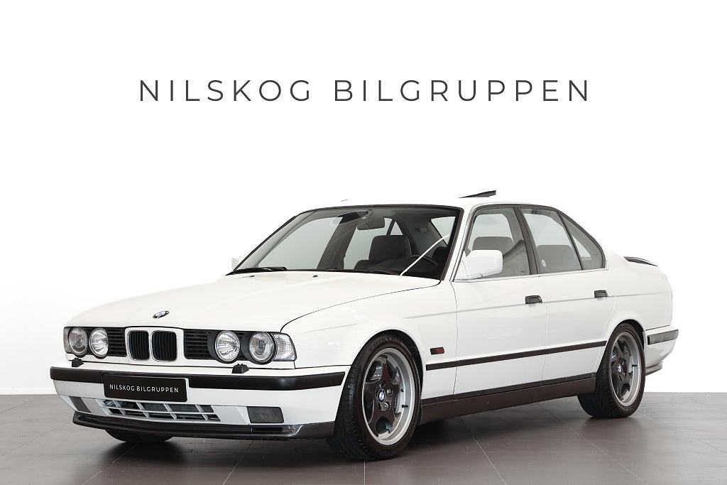 BMW M5 E34 Manuell 315hk |Taklucka|Throwing stars|Alpine White