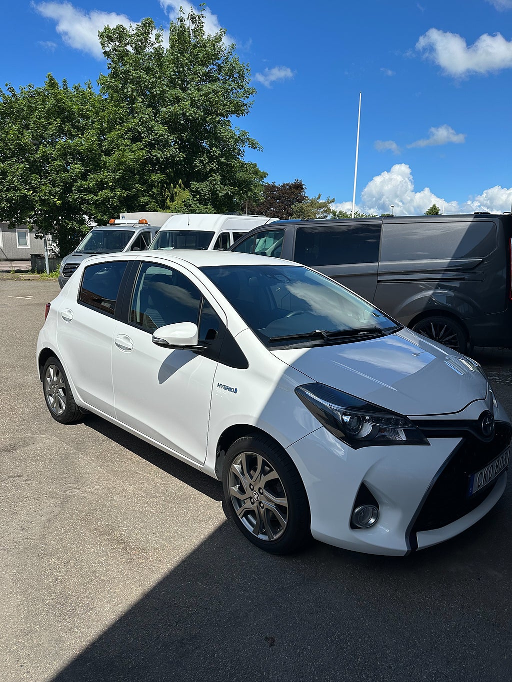 Toyota Yaris Hybrid e-CVT Active, Style Euro 6