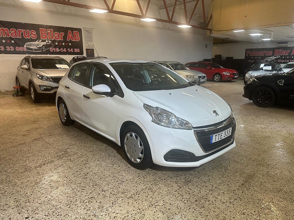 Peugeot 208 1.0 VTi Ny besiktitgad Ny Servad 