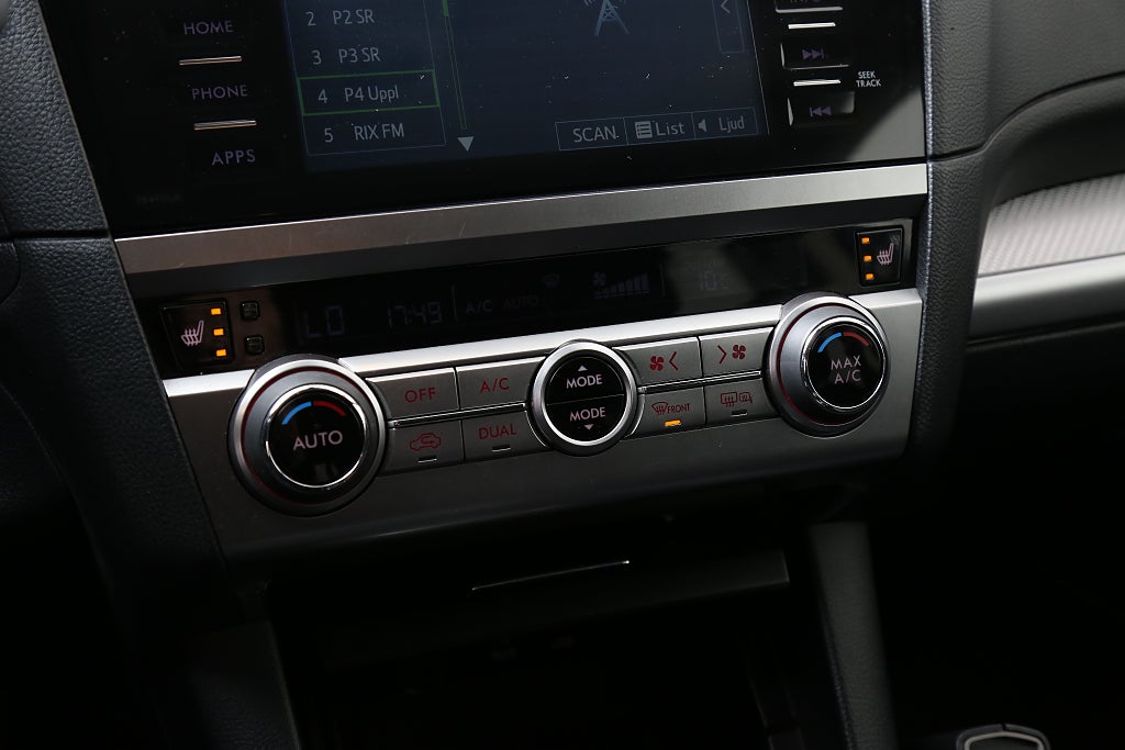 Subaru Outback 2,5i 175hk Base AWD Aut Extraljus Motorv Drag 2017